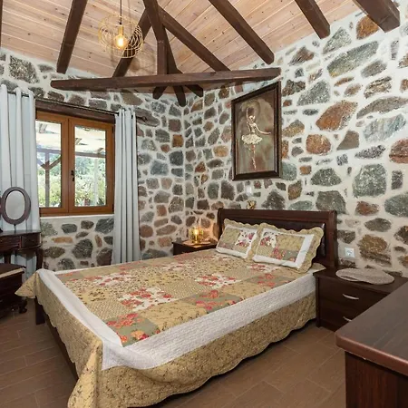 Eleni's Stone House * Skala Potamia (Thasos)