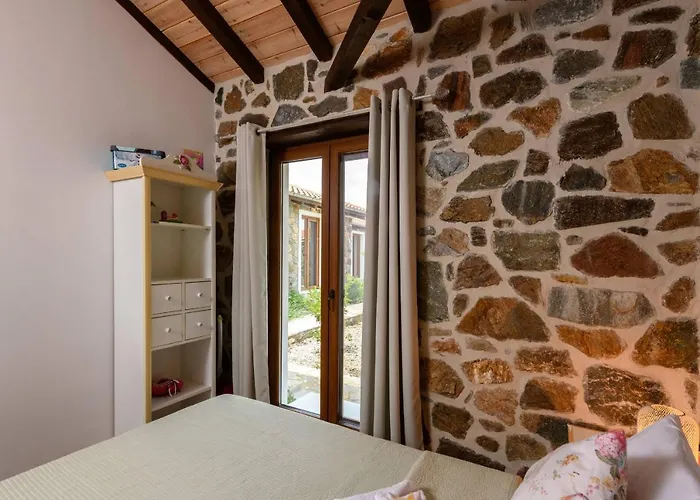 Eleni's Stone House Dom wakacyjny